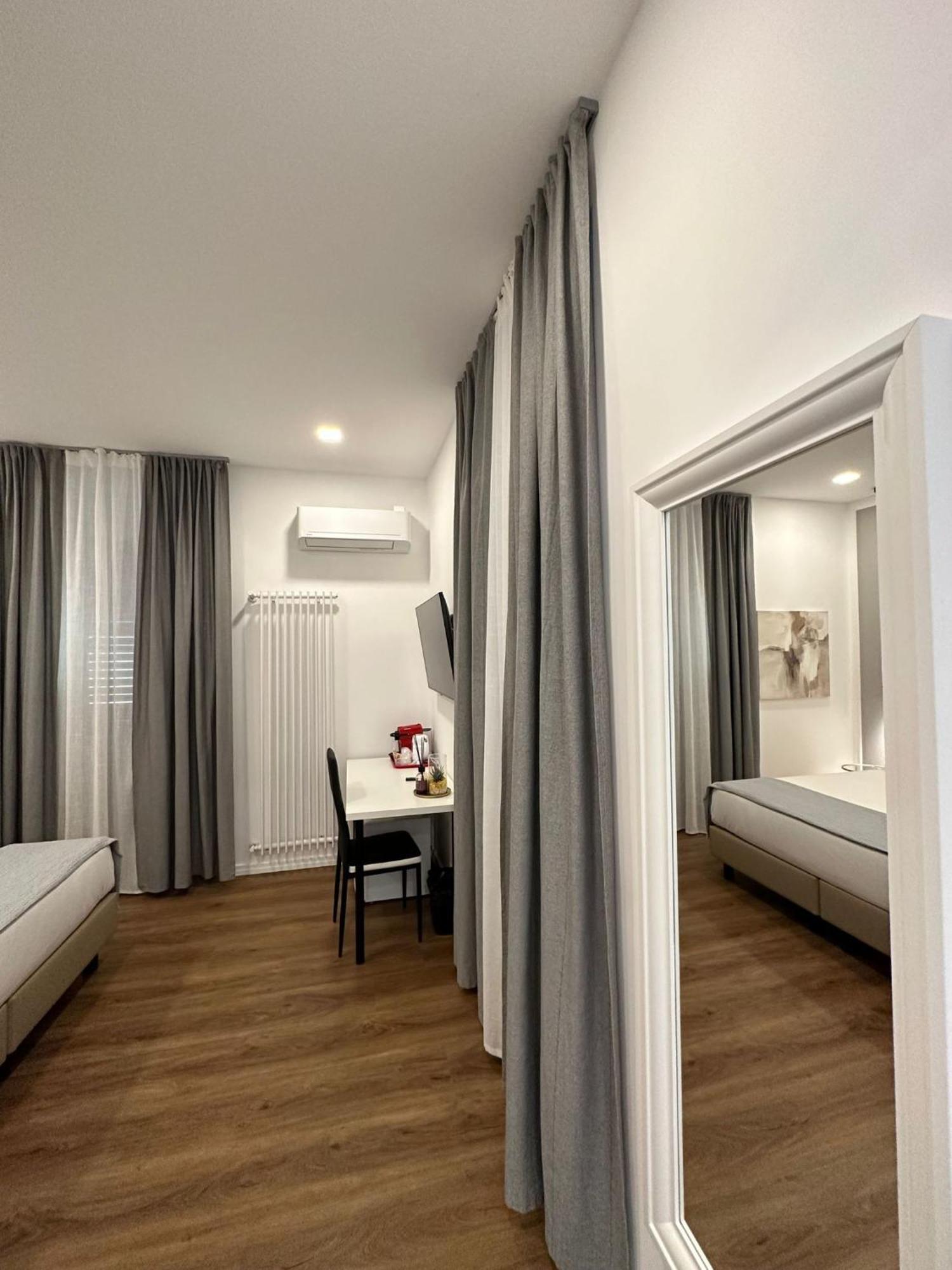 Sweet Rooms Специя Екстериор снимка